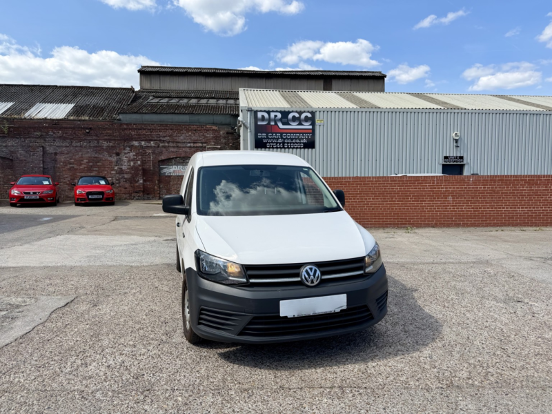 2018 Volkswagen Caddy 2.0 Tdi C20 Bluemotion Tech Startline in White — image 1
