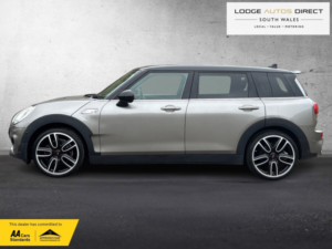 2017 MINI Clubman 2.0 Clubman Cooper S in Silver — image 6