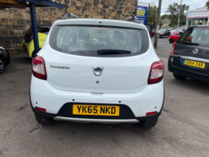 2015 Dacia Sandero Stepway 0.9 Tce Laureate Euro 6 (s/s) 5dr in White — image 5