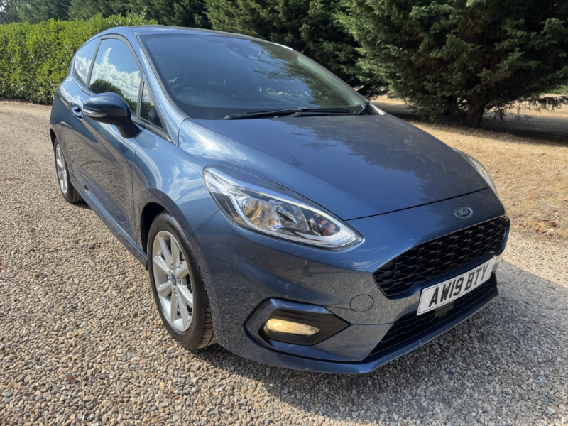2019 Ford Fiesta Van 1.5 Tdci 120ps Sport Van in Blue — image 1