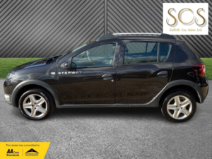 2016 Dacia Sandero Stepway 1.5 Stepway Laureate Dci 90 in Black — image 4
