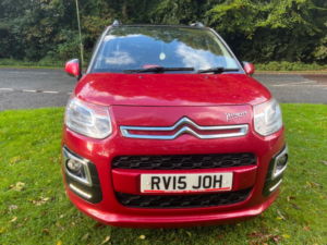 2015 Citroen C3 Picasso 1.6 Hdi Selection in Red — image 3