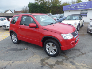 2008 Suzuki Grand Vitara 1.6 Vvt + in Red — image 2