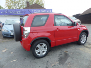2008 Suzuki Grand Vitara 1.6 Vvt + in Red — image 3
