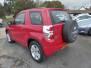 2008 Suzuki Grand Vitara 1.6 Vvt + in Red — image 5