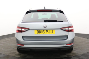 2016 Skoda Superb 2.0 Tsi Se L Executive Estate 5dr Petrol DSG Euro 6 (s/s) (220 Ps) in Grey — image 6
