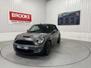 2010 MINI Convertible 1.6 Cooper S Euro 5 (s/s) 2dr in Silver — image 3
