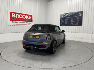 2010 MINI Convertible 1.6 Cooper S Euro 5 (s/s) 2dr in Silver — image 4