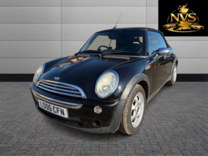 2005 MINI Convertible 1.6 Cooper Convertible in Black — image 3