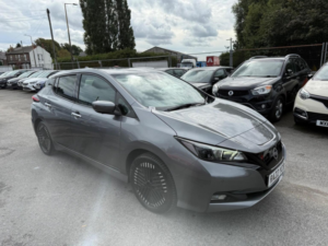 2022 Nissan Leaf 39kwh N-Connecta Auto 5dr in Grey — image 5