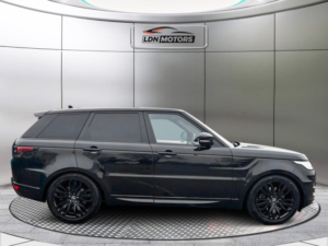 2016 Land Rover Range Rover Sport 3.0 Sd V6 Hse Auto 4WD Euro 6 (s/s) 5dr in Black — image 4