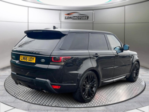 2016 Land Rover Range Rover Sport 3.0 Sd V6 Hse Auto 4WD Euro 6 (s/s) 5dr in Black — image 5