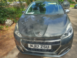2017 Peugeot 208 1.6 Bluehdi Allure in Grey — image 2