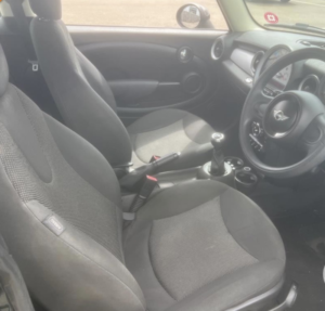2013 MINI Hatch 1.6 Cooper Hatch * Service History * Alloys * Last Owner 7 Years * in Green — image 6