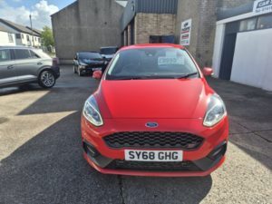 2018 Ford Fiesta 1.5 T Ecoboost St-2 in Red — image 4