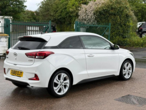 2015 Hyundai I20 1.2 Blue Drive Sport Nav Euro 6 (s/s) 3dr in White — image 6