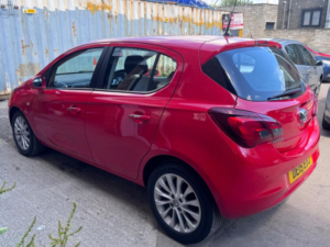 2015 Vauxhall Corsa 1.4i Se Auto Euro 6 5dr in Red — image 2