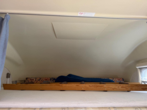 2004 Hymer C-Class Motorhome Fiat Ducato 2.0hdi - 5 Berth - 6 Belts in White — image 6