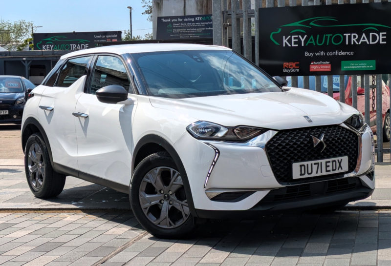 2021 Ds Automobiles Ds 3 Crossback 1.2 Puretech Elegance in White — image 1