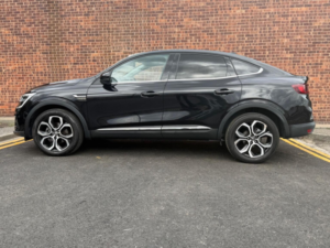 2022 Renault Arkana 1.6 E-Tech S Edition Auto 2WD Euro 6 (s/s) 5dr in Black — image 3