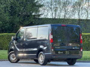 2016 Vauxhall Vivaro 1.6 Cdti 2700 Biturbo Ecoflex Sportive L1 H1 Euro 5 (s/s) 5dr in Black — image 5