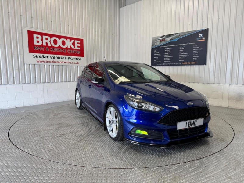 2015 Ford Focus 2.0 Tdci St-3 Euro 6 (s/s) 5dr in Blue — image 1