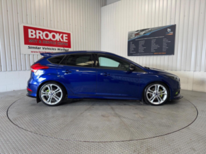 2015 Ford Focus 2.0 Tdci St-3 Euro 6 (s/s) 5dr in Blue — image 3