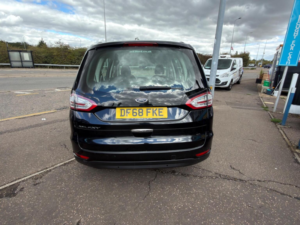 2019 Ford Galaxy 2.0 Ecoblue Zetec Euro 6 (s/s) 5dr in Black — image 5