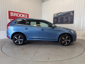 2017 Volvo Xc60 2.0 T5 R-Design Lux Nav Auto Euro 6 (s/s) 5dr in Blue — image 3