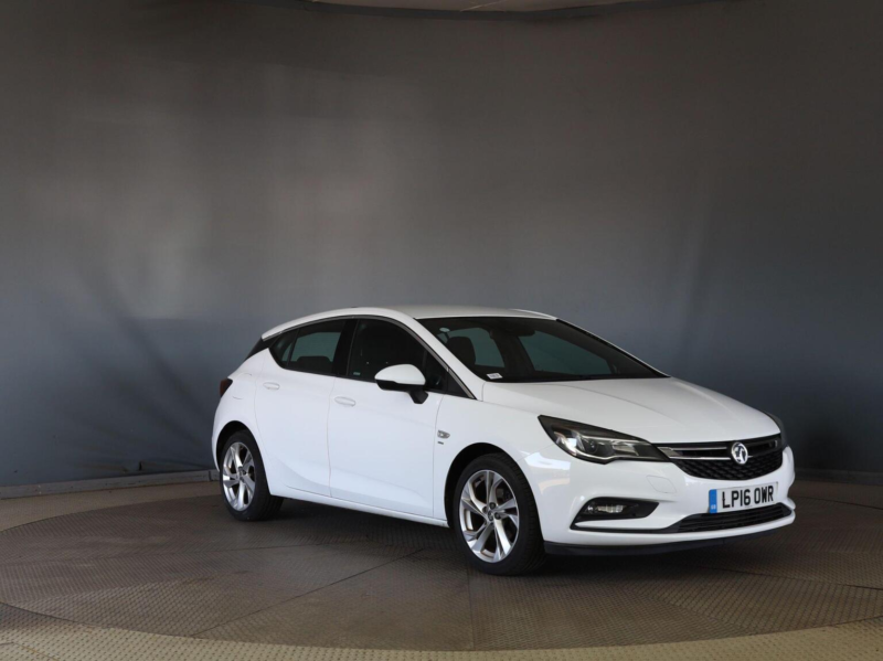 2016 Vauxhall Astra 1.0i Turbo Ecoflex Sri Nav Euro 6 (s/s) 5dr in White — image 1