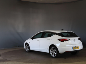 2016 Vauxhall Astra 1.0i Turbo Ecoflex Sri Nav Euro 6 (s/s) 5dr in White — image 4