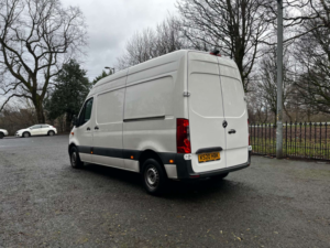 2020 Mercedes-Benz Sprinter 2.1 Sprinter 314 Cdi in White — image 3