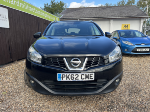 2012 Nissan Qashqai 1.6 N-Tec+ in Black — image 2