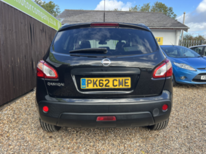 2012 Nissan Qashqai 1.6 N-Tec+ in Black — image 5