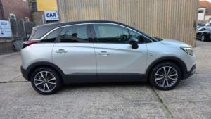 2018 Vauxhall Crossland X 1.6 Turbo D Ecotec Elite Nav Euro 6 (s/s) 5dr in Silver — image 5