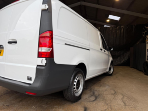 2019 Mercedes-Benz Vito 1.6 111 Cdi Fwd L2 Euro 6 6dr in White — image 5