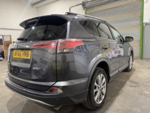 2017 Toyota Rav4 2.0 D-4d Excel in Grey — image 5