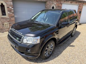 2012 Land Rover Freelander 2 2.2 Sd4 Sport Le in Black — image 2