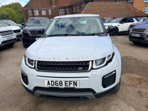 2019 Land Rover Range Rover Evoque Td4 Se Tech in White — image 6