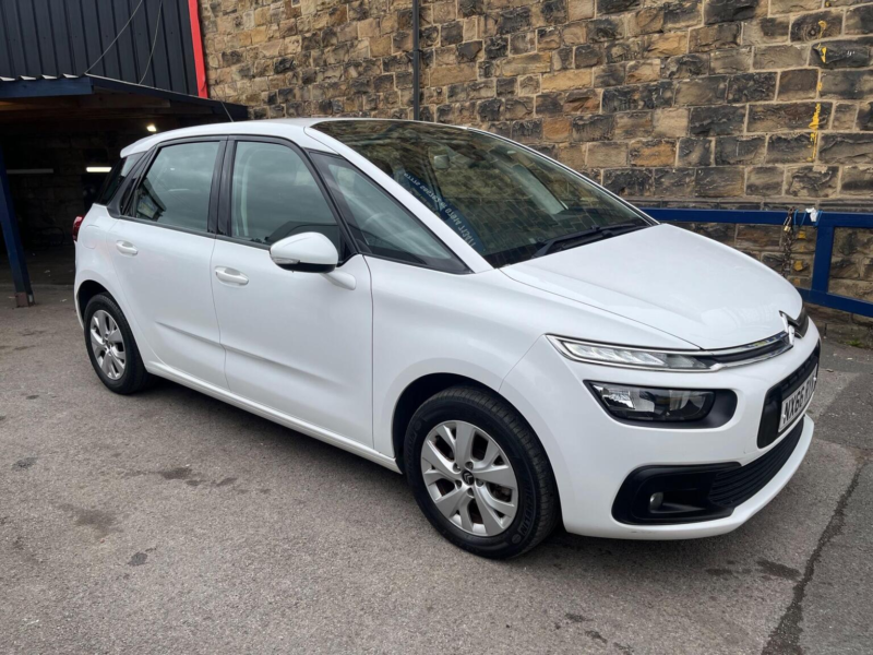 2016 Citroen C4 Picasso 1.6 Bluehdi Touch Edition Euro 6 (s/s) 5dr in White — image 1