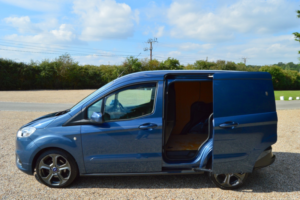 2022 Ford Transit Courier 1.0 Transit Courier Limited Van 1.0l Ecoboost 100ps Fwd 6 Speed Manual in Blue — image 6
