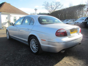 2006 Jaguar S-Type 3.0 V6 Se 4dr in Silver — image 4