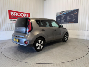 2018 Kia Soul 30kwh Ev Auto 5dr in Silver — image 4