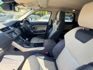2017 Land Rover Range Rover Evoque Td4 Se Tech in Green — image 2