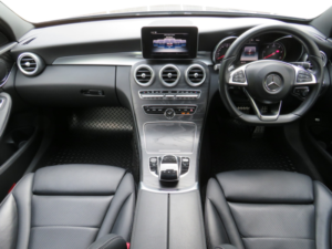 2017 Mercedes-Benz C Class C200d Amg Line 5dr Estate 7g Automatic * 19 Inch Alloys + Privacy Glass + Heated Seats * in Grey — image 5