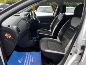 2017 Dacia Sandero Stepway 0.9 Stepway Ambiance Tce 90 in White — image 3