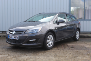 2019 Vauxhall Astra 1.3 Cdti Ecoflex Es in Grey — image 2