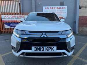 2019 Mitsubishi Outlander 2.4h Twinmotor 13.8kwh 4h CVT 4WD Euro 6 (s/s) 5dr in White — image 2