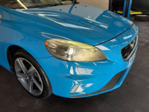2013 Volvo V40 1.6 D2 R-Design Euro 5 (s/s) 5dr in Blue — image 2