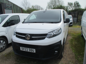 2022 Vauxhall Vivaro 1.5 Turbo D 2900 Dynamic in White — image 3